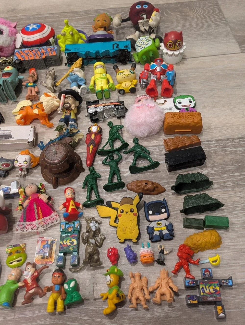 HUGE Action Figure Toy Vinyl Happy Meal Figure Pokemon Marvel Star Wars 90s Lot